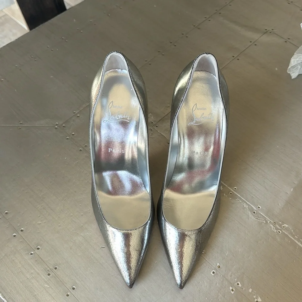 Christian Louboutin Kate 100mm antique silver finish pump stiletto sz 40
